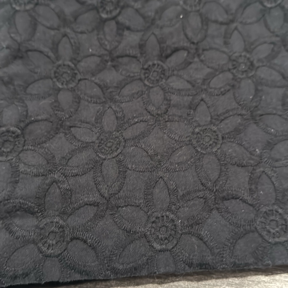 Elle Black Embroidered Flower Pattern Shorts - Picture 2 of 6